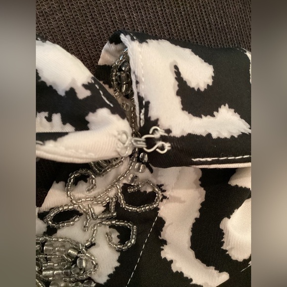 INC International Concepts black and white beaded detail blouse Large - Picture 9 of 13